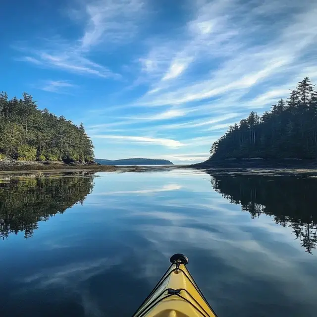 Beaver Harbour (Fort Rupert) kayaking